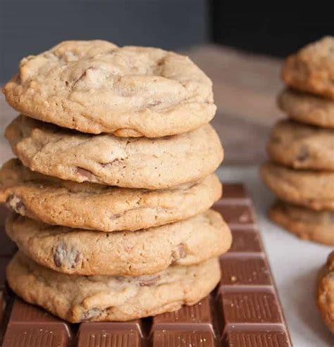 Malted Milk Chocolate Chip Cookies .